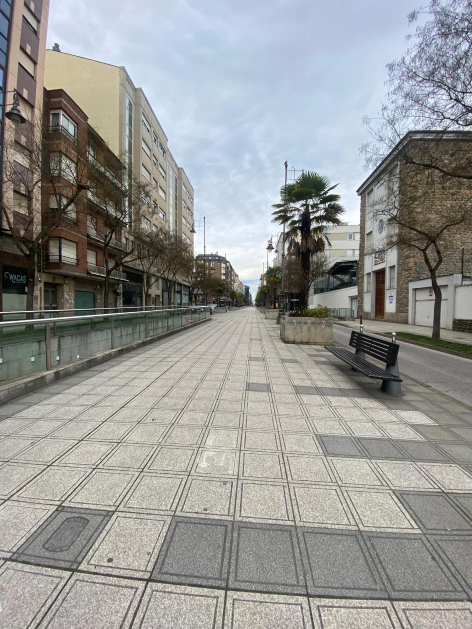 La Casa De Las Flores Ponferrada Zewnętrze zdjęcie