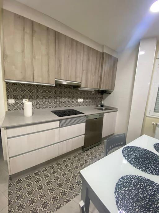 La Casa De Las Flores Ponferrada Zewnętrze zdjęcie