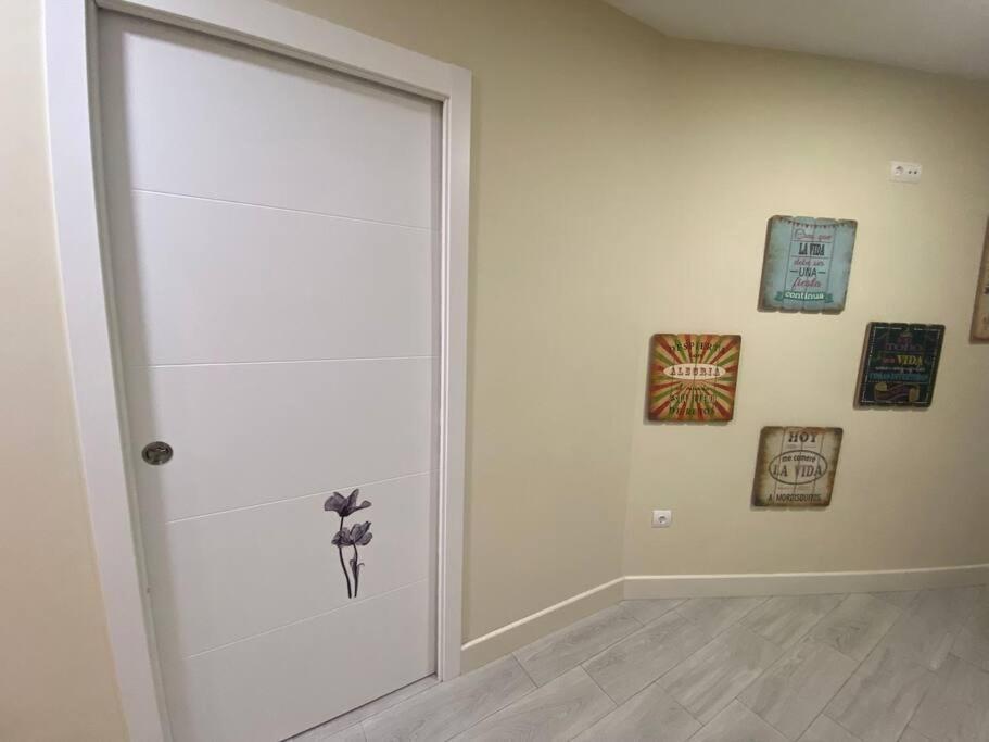 La Casa De Las Flores Ponferrada Zewnętrze zdjęcie